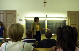 INSEGNANTI DI RELIGIONE - RELIGIONE A SCUOLA - FOTO ARCHIVIO