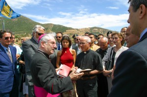 vescovo inaugurazione galleria quaddazzionis tertenia_1